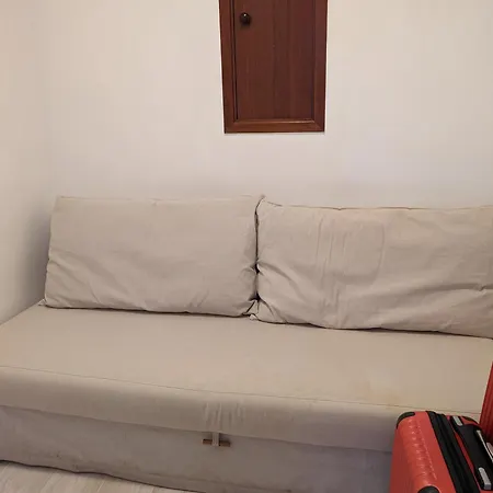 Free Wifi -estrela Lapa- Tram 28 * Lisbona