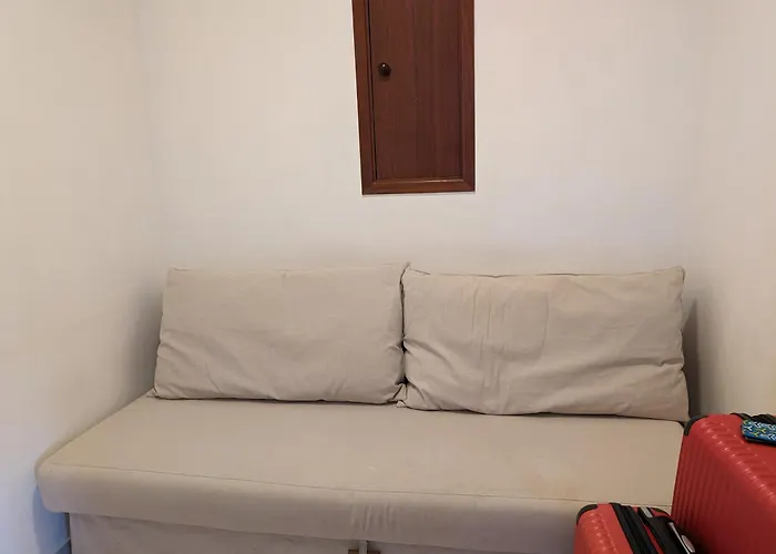 Free Wifi -estrela Lapa- Tram 28 * Lissabon